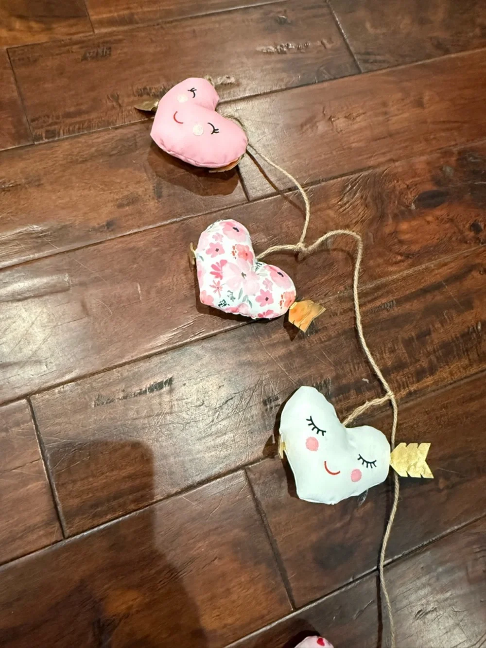 Pink Heart Garland string like new